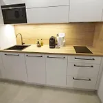 Lara 2 - Free Parking Piran