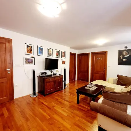 Apartman Lara 2 - With Affordable Parking Piran