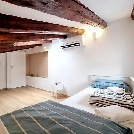 Lara 2 - With Affordable Parking *