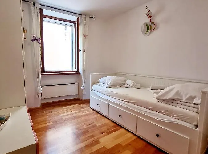 公寓 Lara 2 - With Affordable Parking